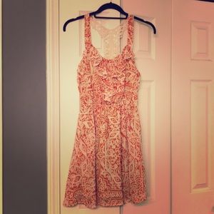 Patterned dress with laced back details